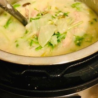 インスタントポッド　白菜　鶏肉　水菜　豆乳スープ
